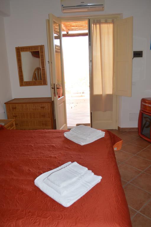 Albergo Seaside Leni Exterior photo