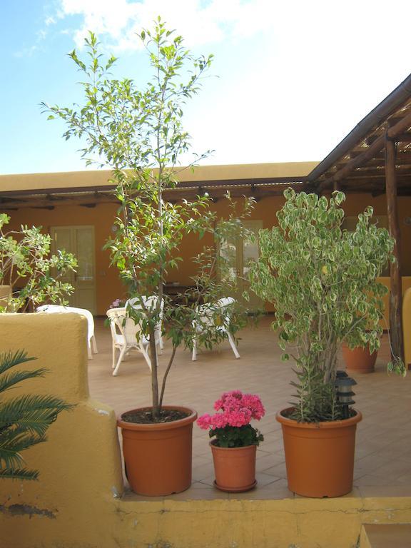 Albergo Seaside Leni Exterior photo