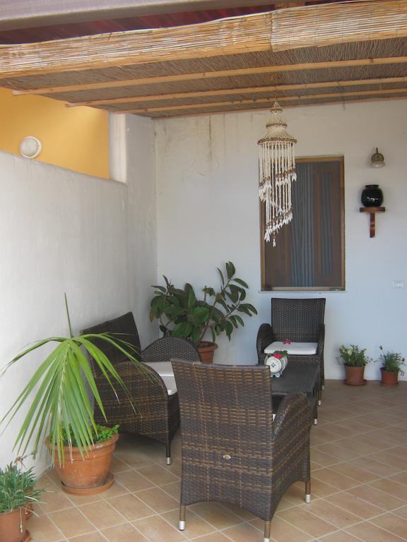 Albergo Seaside Leni Exterior photo