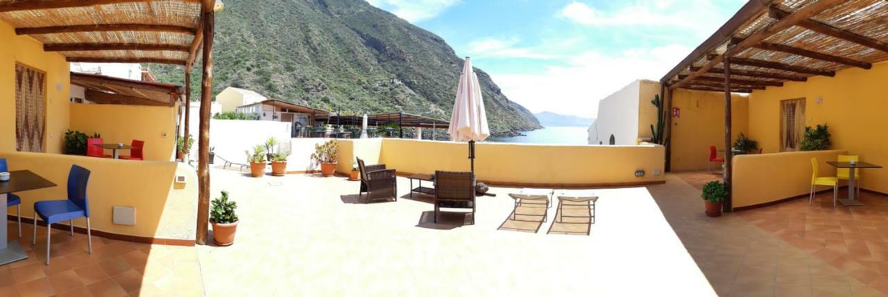 Albergo Seaside Leni Exterior photo