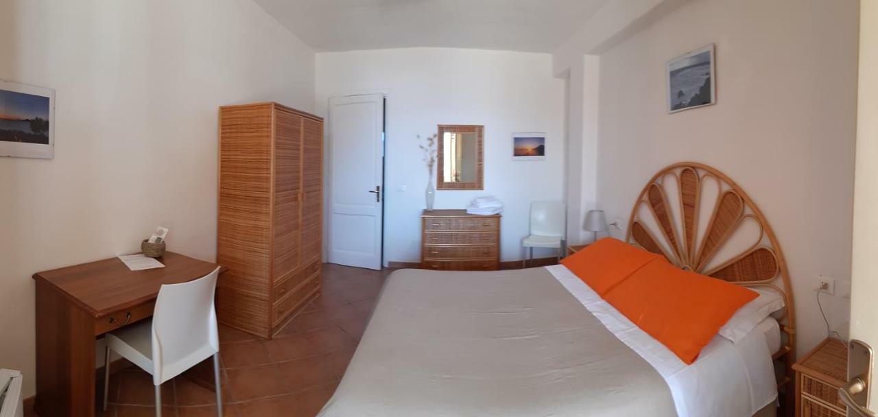 Albergo Seaside Leni Exterior photo